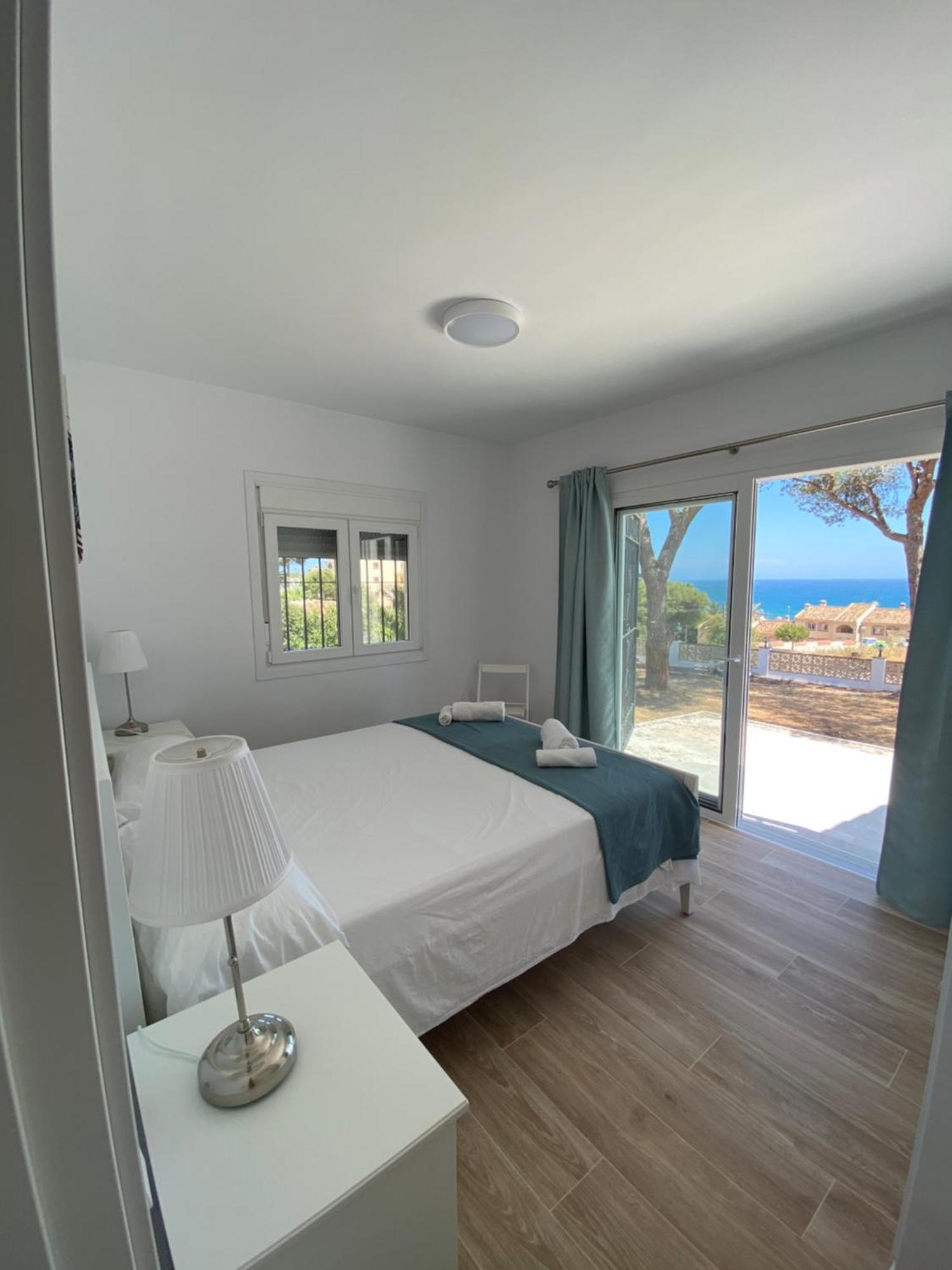 Independent Villa Beach House El Bosque La Cala De Mijas Exterior foto