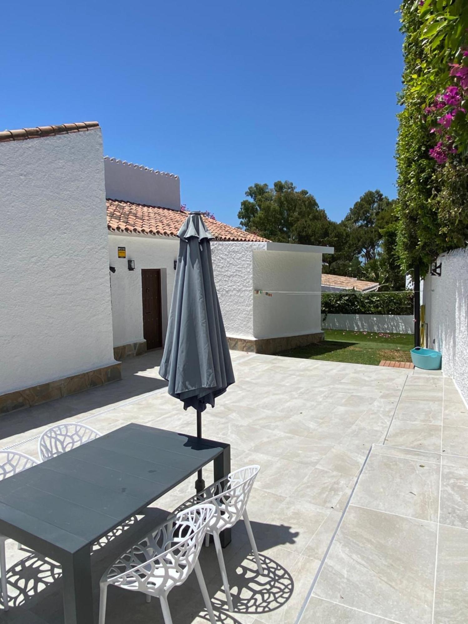 Independent Villa Beach House El Bosque La Cala De Mijas Exterior foto