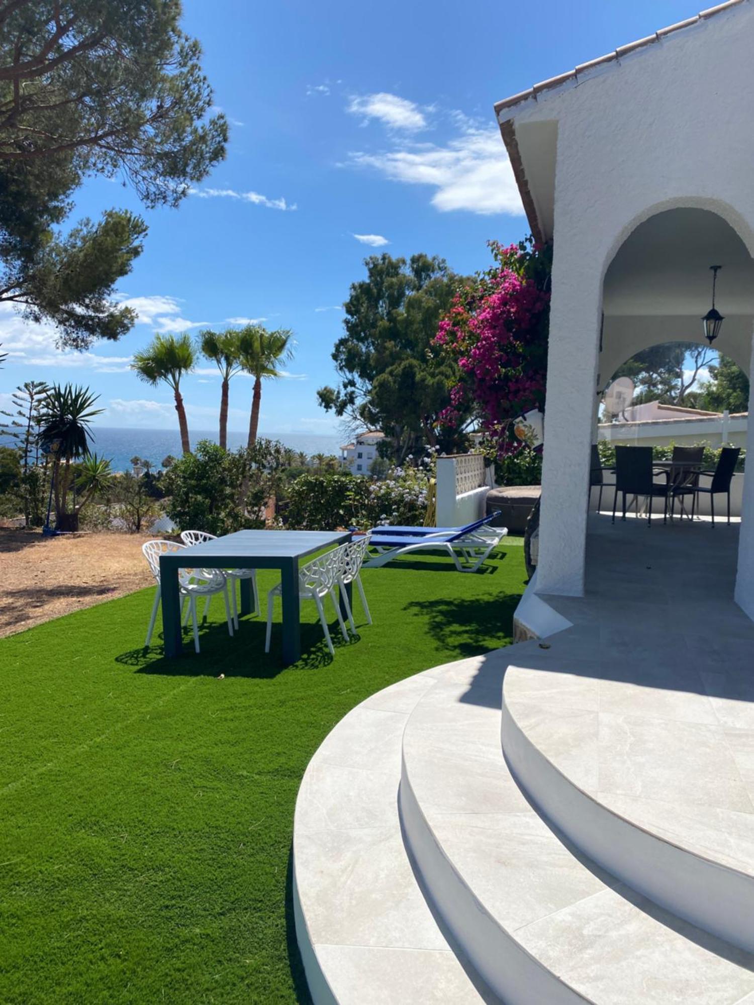 Independent Villa Beach House El Bosque La Cala De Mijas Exterior foto