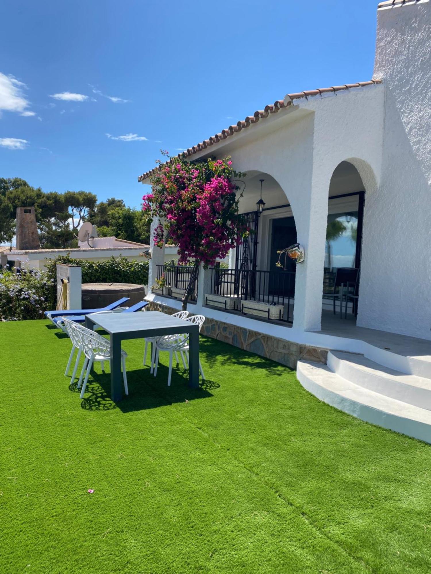 Independent Villa Beach House El Bosque La Cala De Mijas Exterior foto