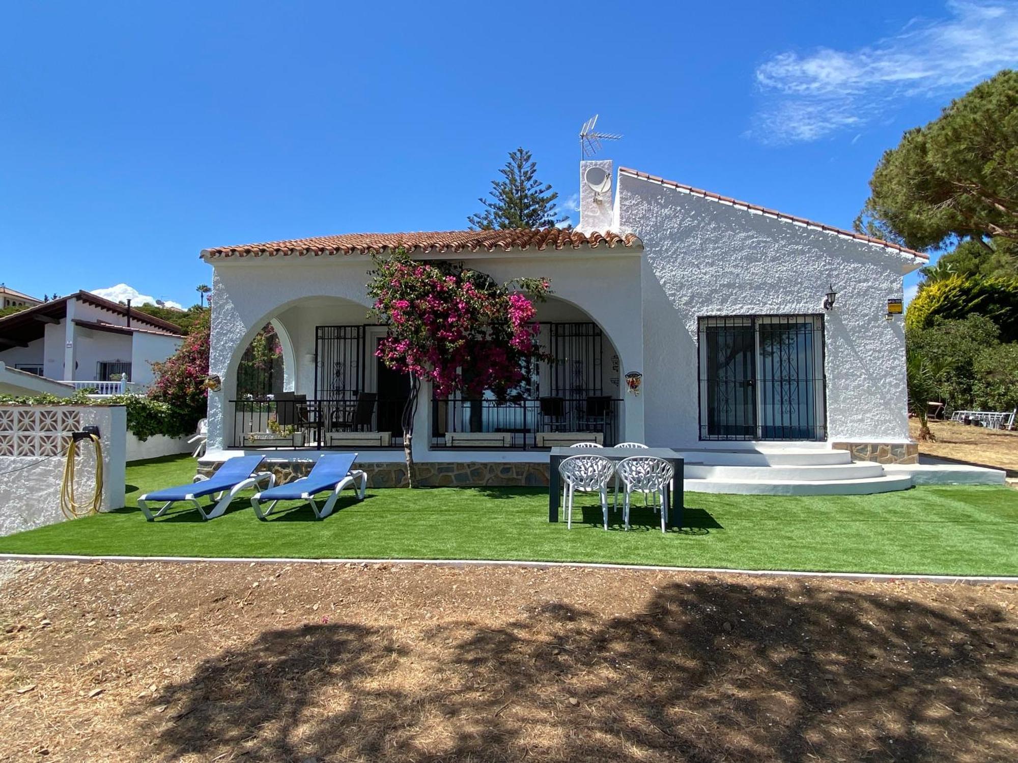 Independent Villa Beach House El Bosque La Cala De Mijas Exterior foto